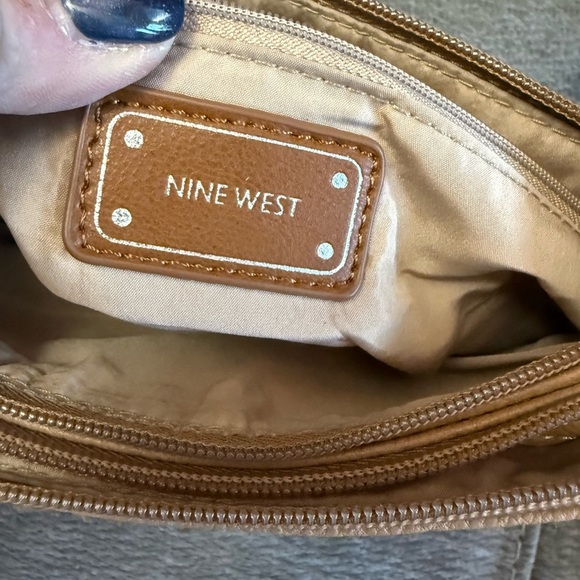 Nine West Beige Crossbody Bag, VGUC - Picture 9 of 14